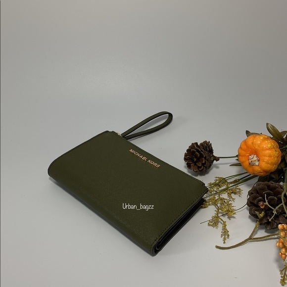 Michael Kors JST Large Double Zip Wristlet - Picture 5 of 8